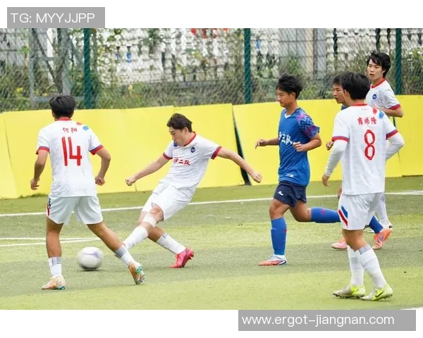 李悦宁演出“帽子戏法”，助长沙二队夺省青少年足球锦标赛男人甲组冠军